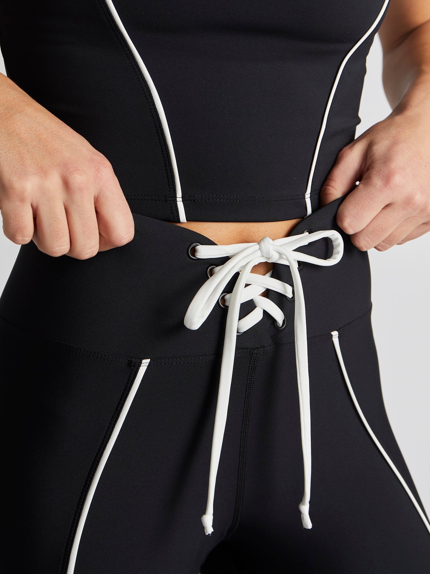 The Field Legging | Year of Ours