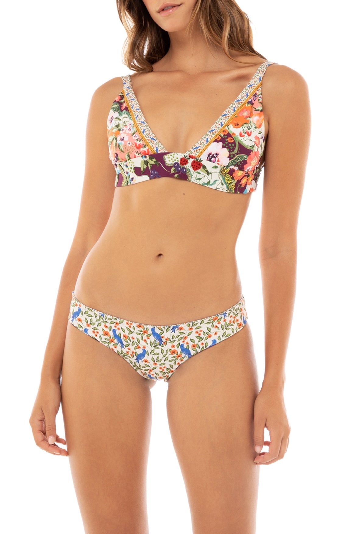 Audrey-Bikini-Bottom-13491-front-with-model-reversible-side