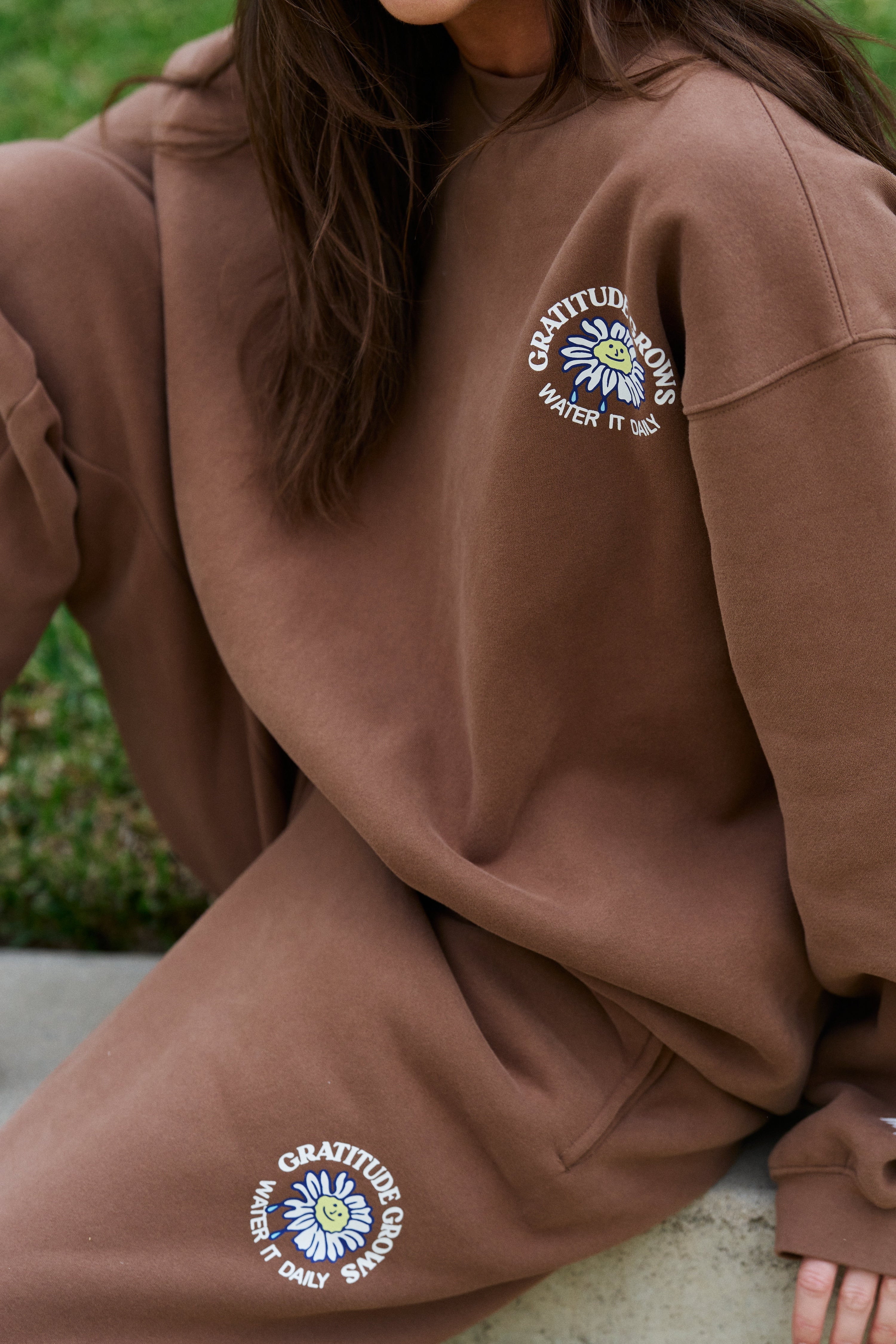 Gratitude Grows Crewneck