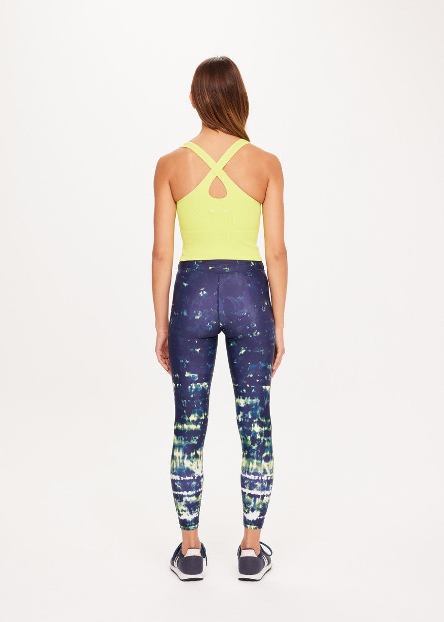 Balance Seamless Molly Crop