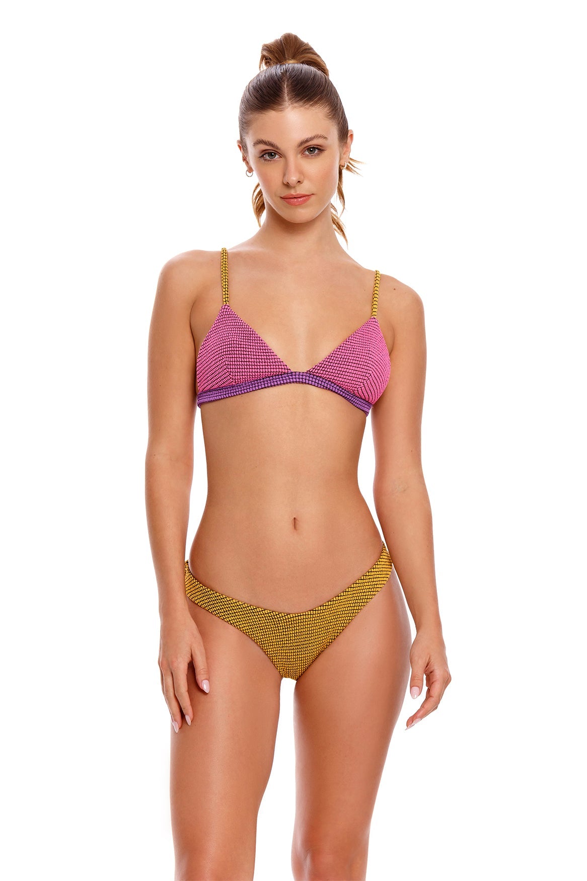 vini-lisa-bikini-top-10561-front-with-model