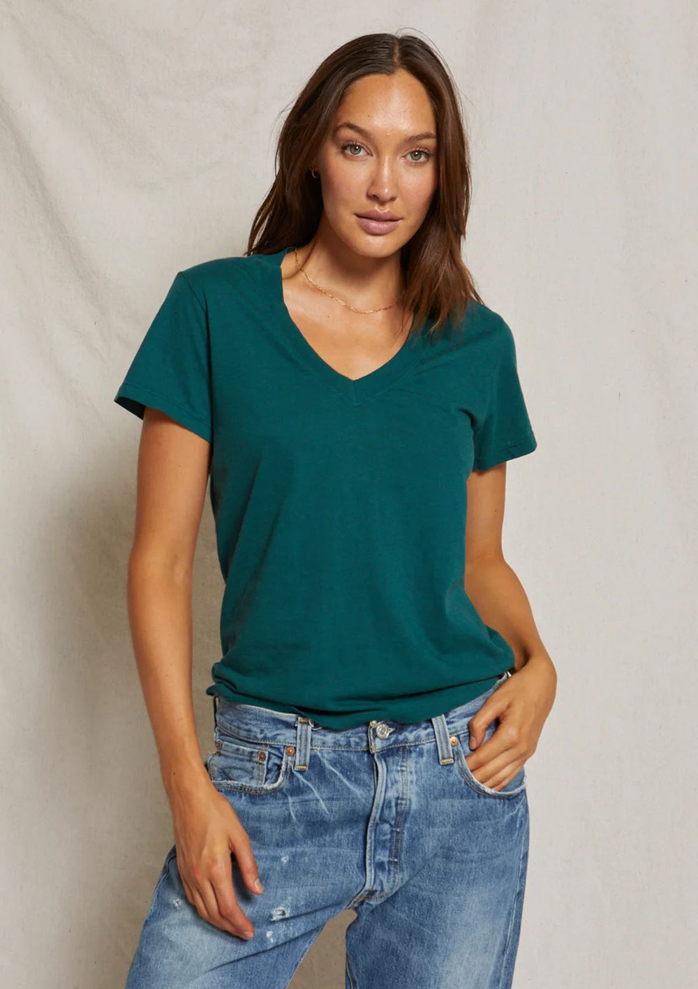 T69 - Hendrix - Cotton Short Sleeve Boxy V Neck Tee