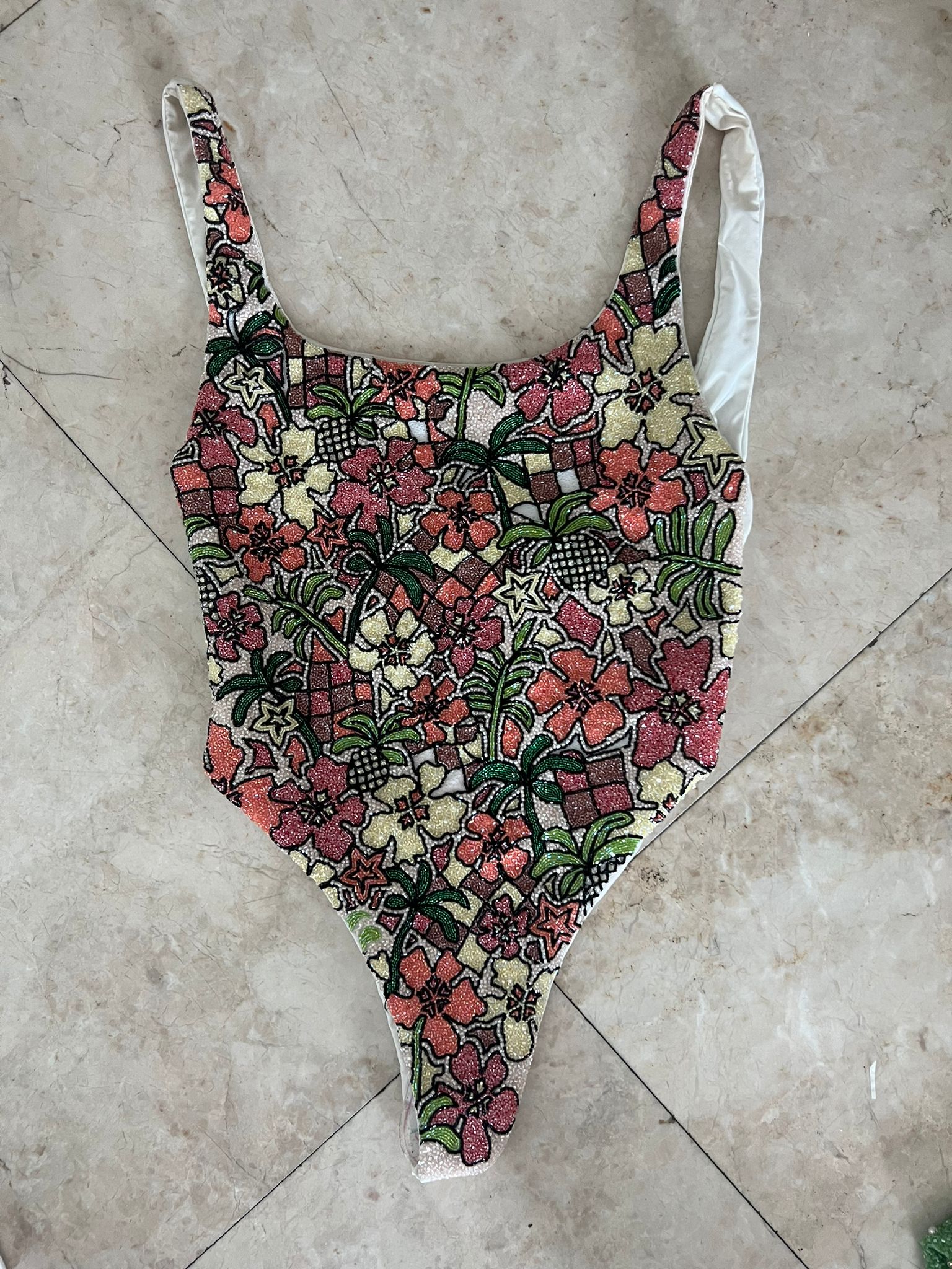 FIA TROPICAL ONE PIECE | WHITE