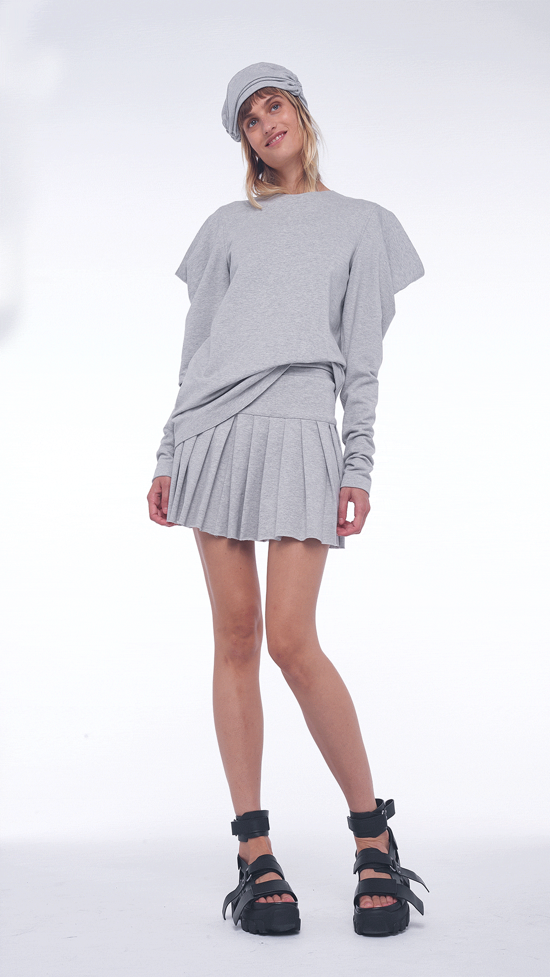 WING SLEEVE TOP