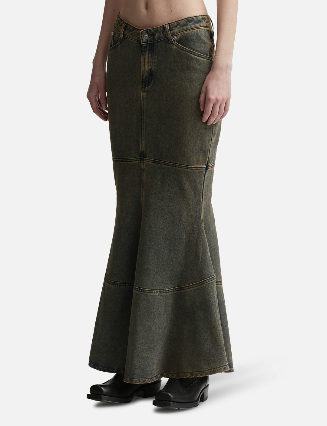 Courtyard Tulip Skirt