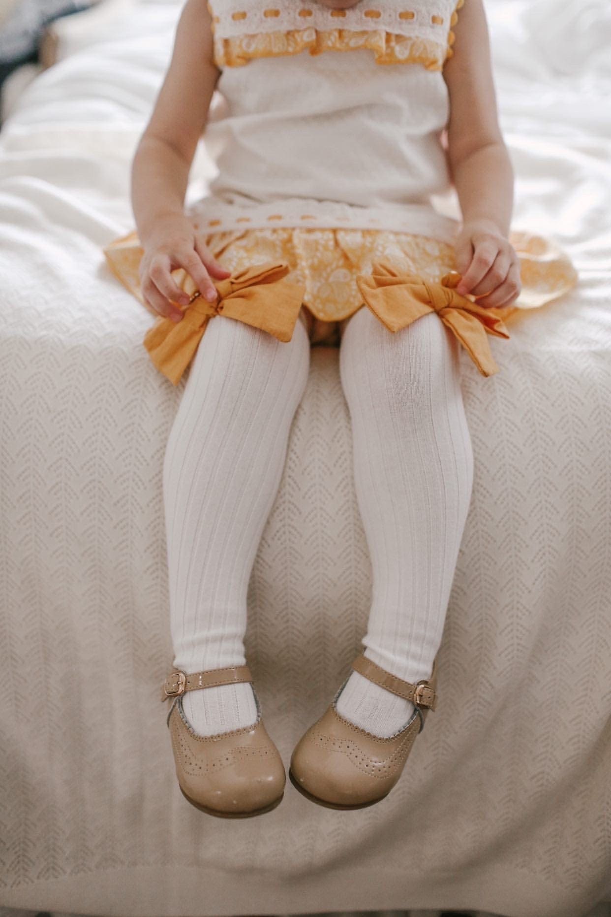 Emma Linen Bow Socks - Mustard Bow