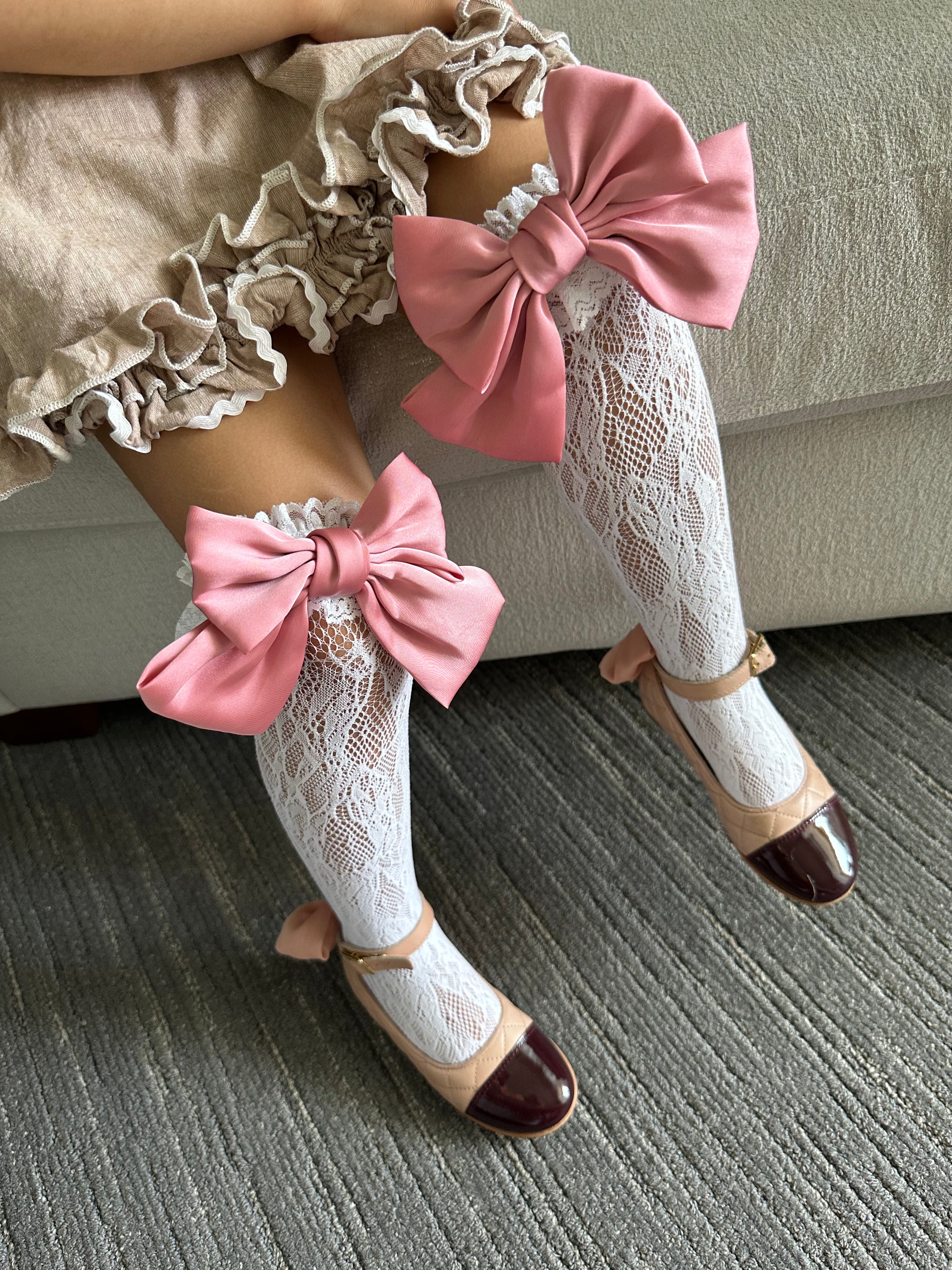 Lola Lace socks with satin Mauve Bow - Petite Maison Kids