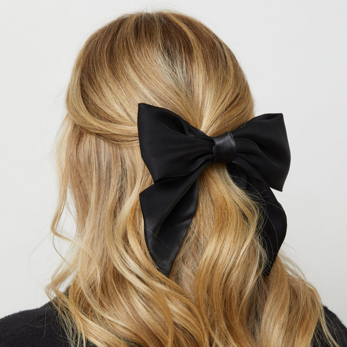 Natalia Bow Barrette