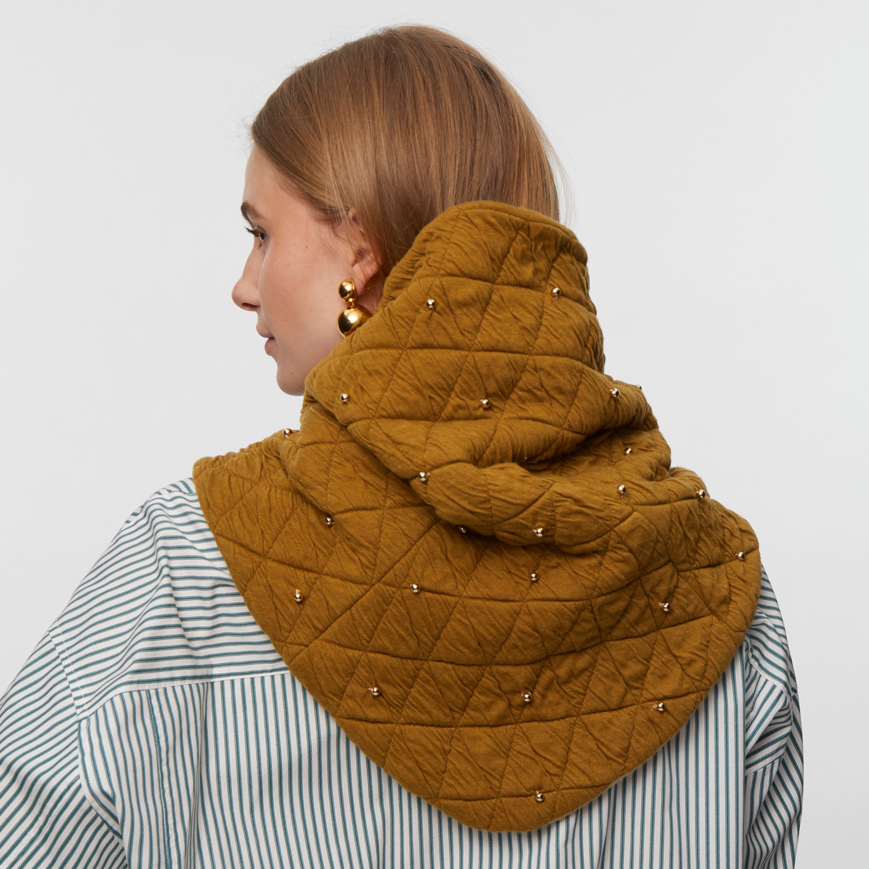 Puffy Quilted Bonnet Scarf