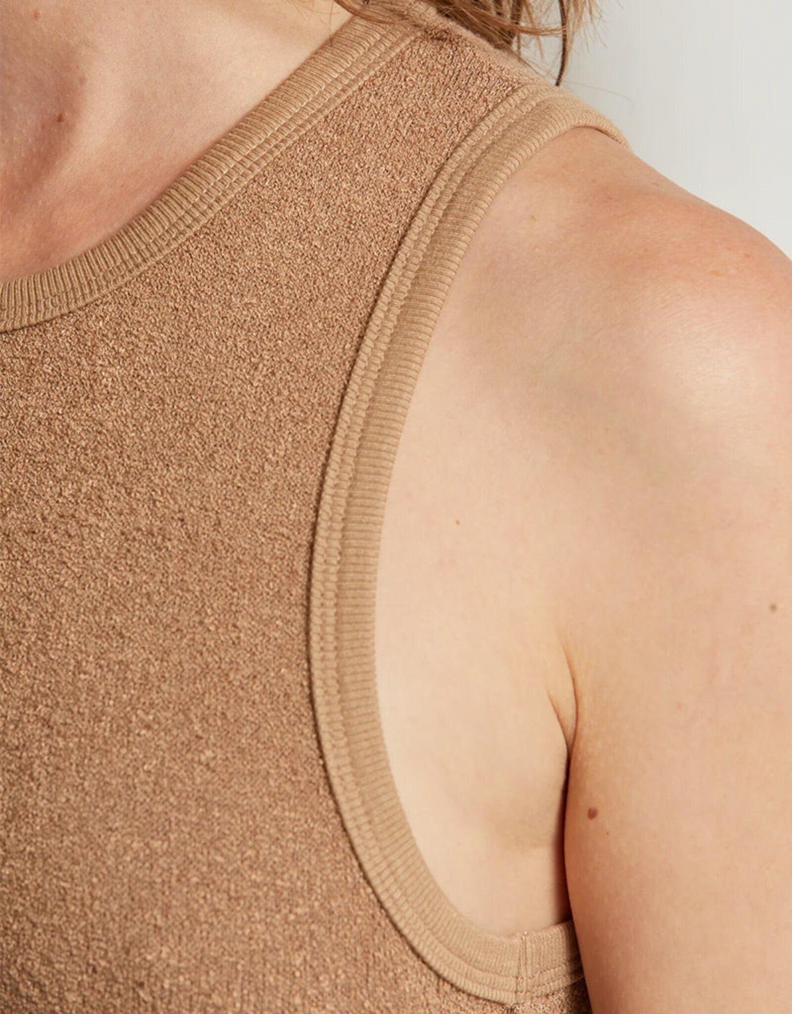 T196 - Everly - Boucle Highneck Cropped Tank